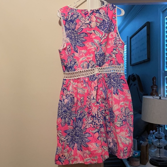 Lilly Pulitzer dress size 14. - Picture 3 of 3